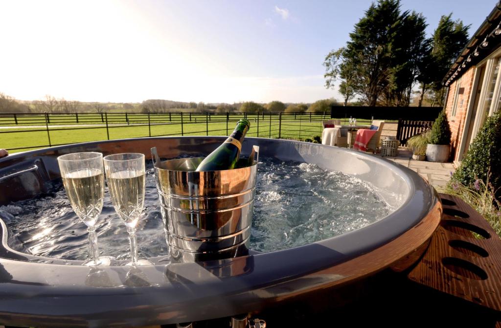 Finest Retreats The Shooting Lodge, Wellesbourne Hastings (updated