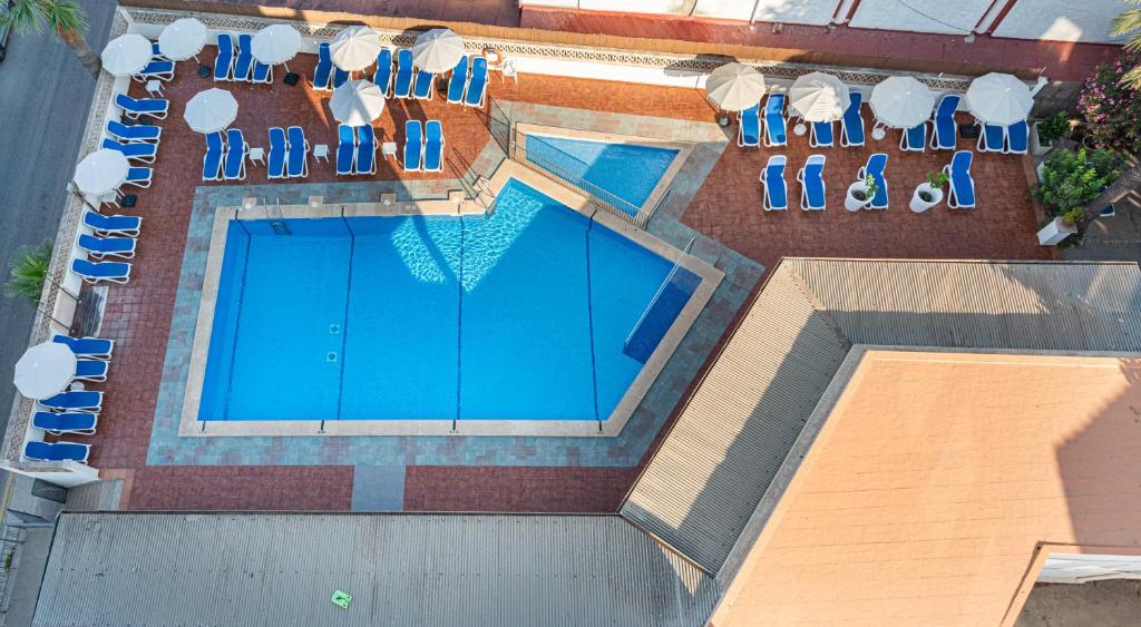 Bazén v ubytování Hotel Santa Maria Playa nebo v jeho okolí