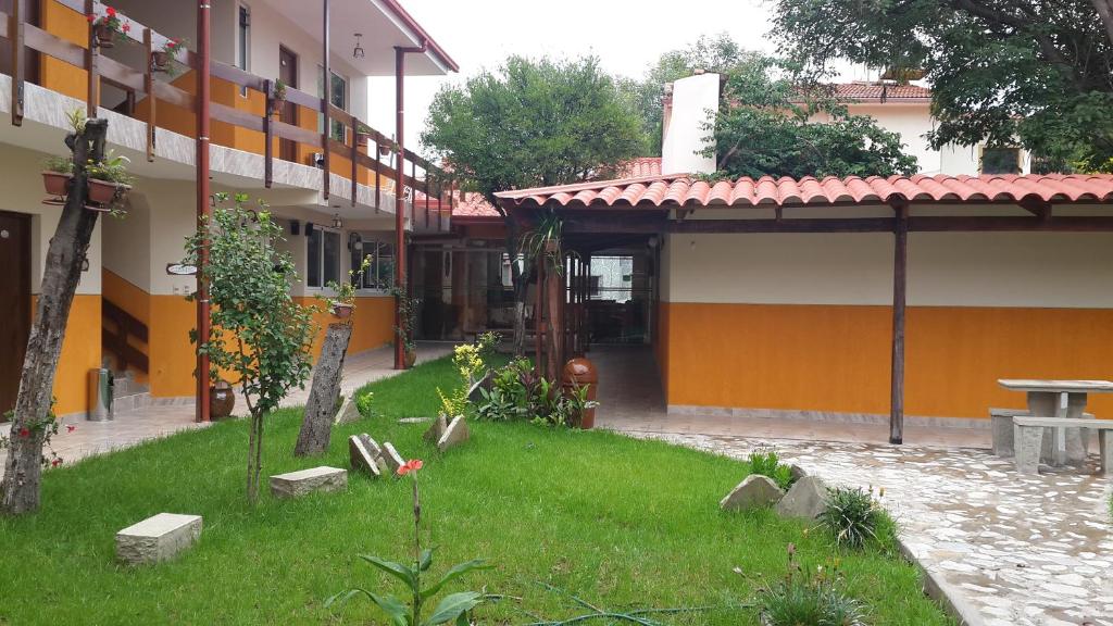 Zahrada ubytování Hotel Mitru - Tarija