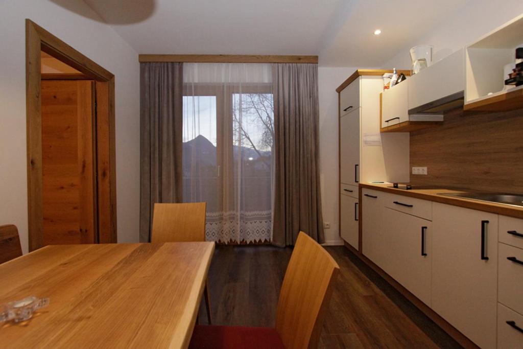 Kuchyň nebo kuchyňský kout v ubytování Gästehaus Steinerhof