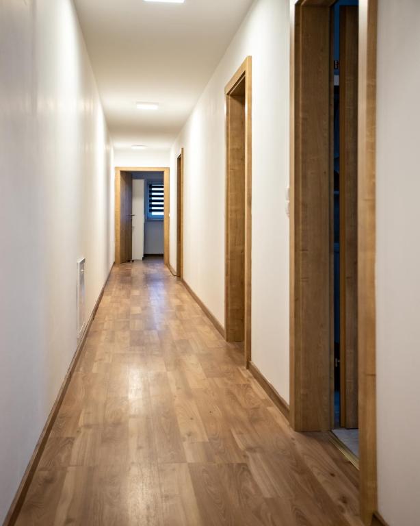 Fotografie z fotogalerie ubytování CozyHome - Spacious and Modern Apartment close to Vienna v destinaci Strasshof an der Nordbahn