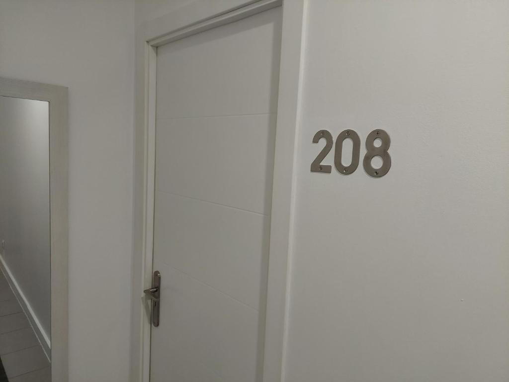 Apartamentos Rous - Solo adultos - Double Room With Private Bathroom