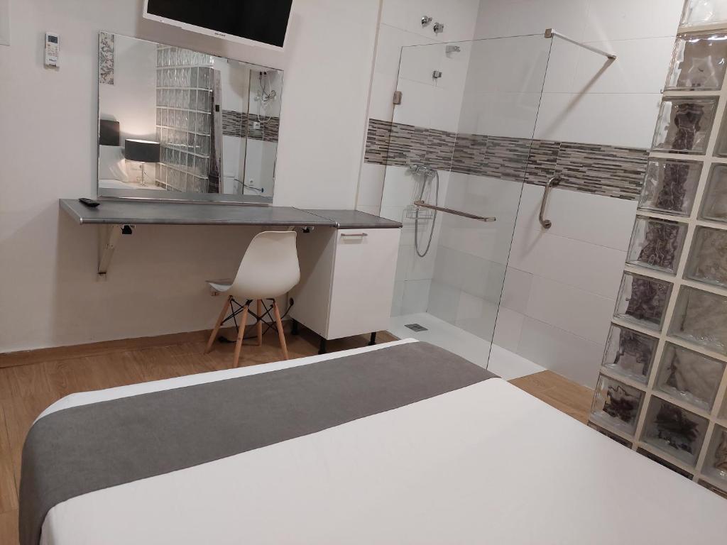 Apartamentos Rous - Solo adultos - Resim 14