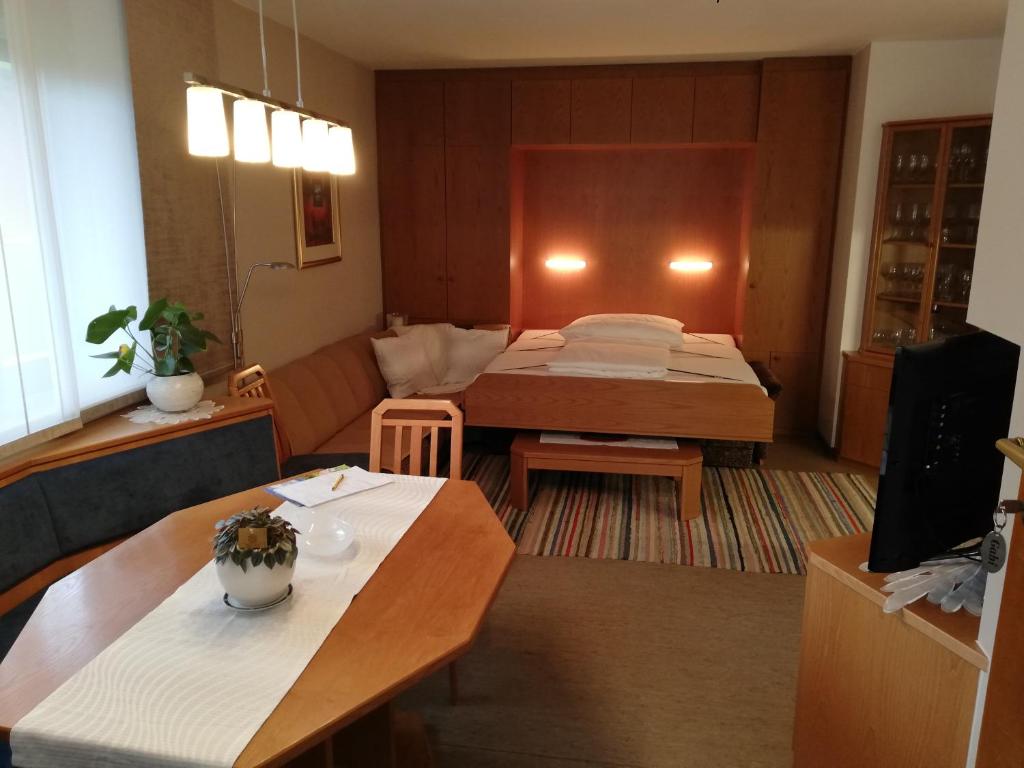 Postel nebo postele na pokoji v ubytování Apartement Gabi
