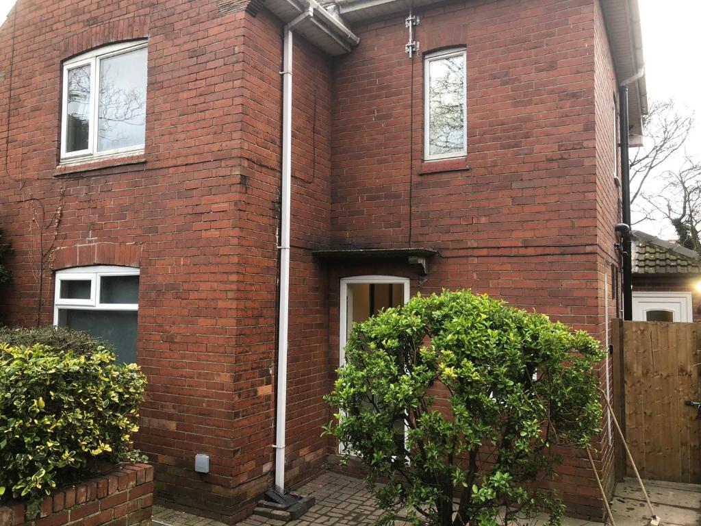 Paula’s place 2, Balby (updated prices 2024)