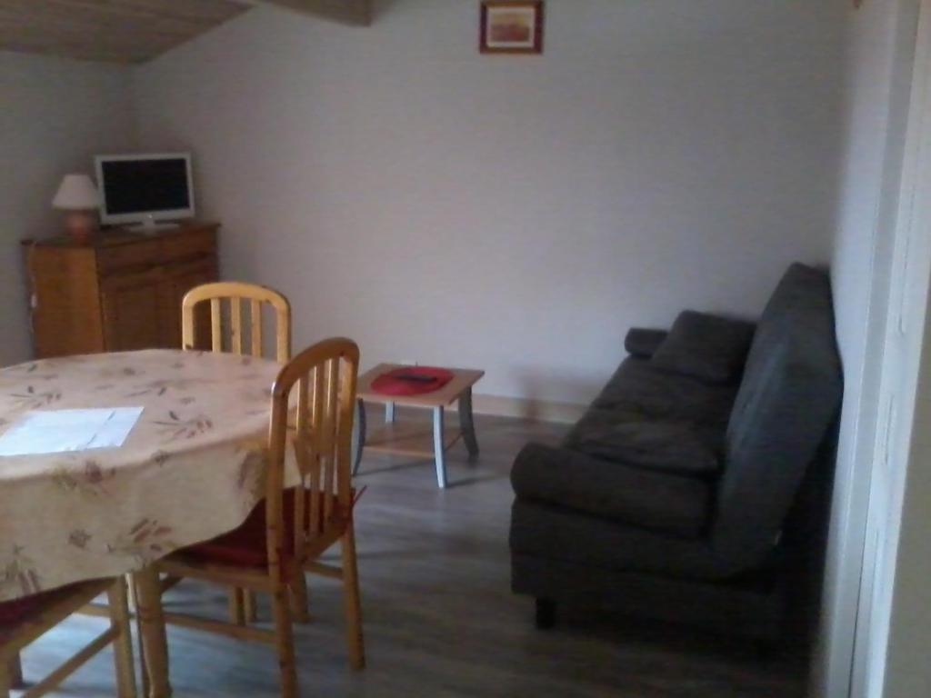 Coquet T2 avec parking - One-Bedroom Apartment