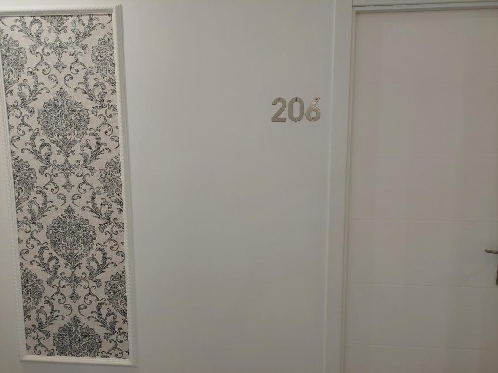 Apartamentos Rous - Solo adultos - Double Room With Private Bathroom