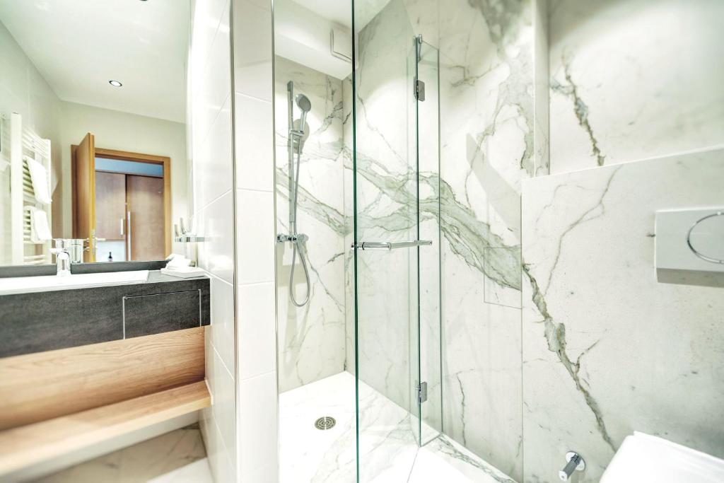 Hotel Turmhof - Superior Zimmer Mit Queensize-Bett
