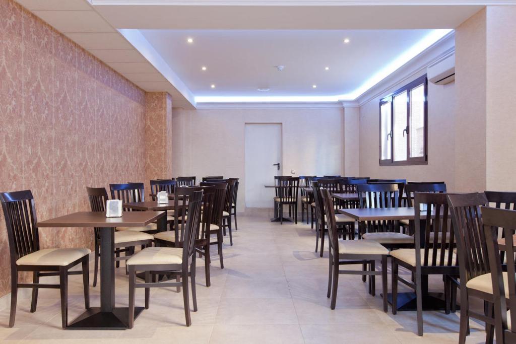 4C Bravo Murillo - Resim 4