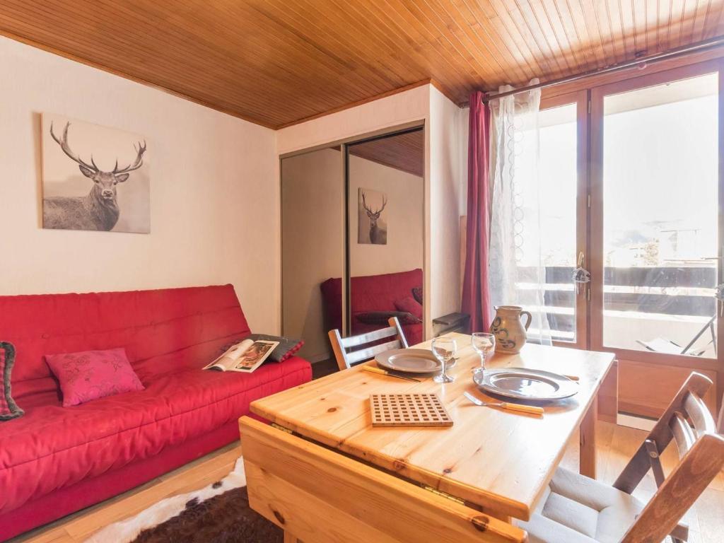 Posezení v ubytování Studio rénové près des pistes, parking, cuisine équipée - FR-1-330F-63