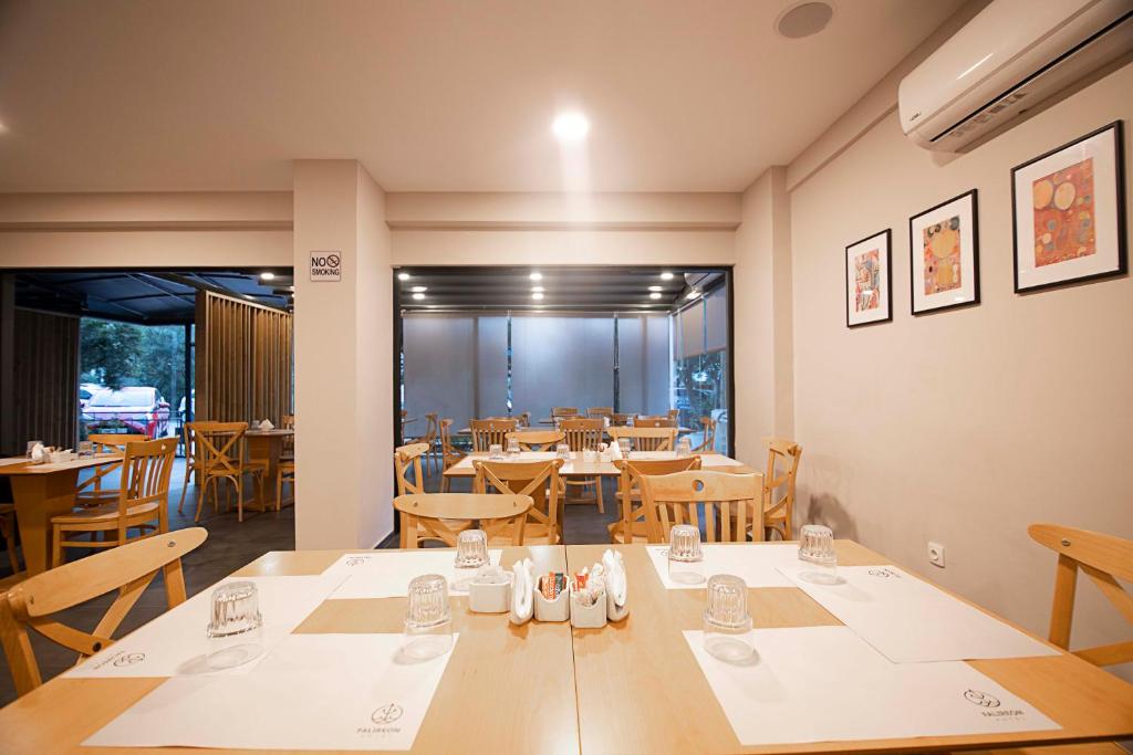 FALIREON HOTEL - Resim 18