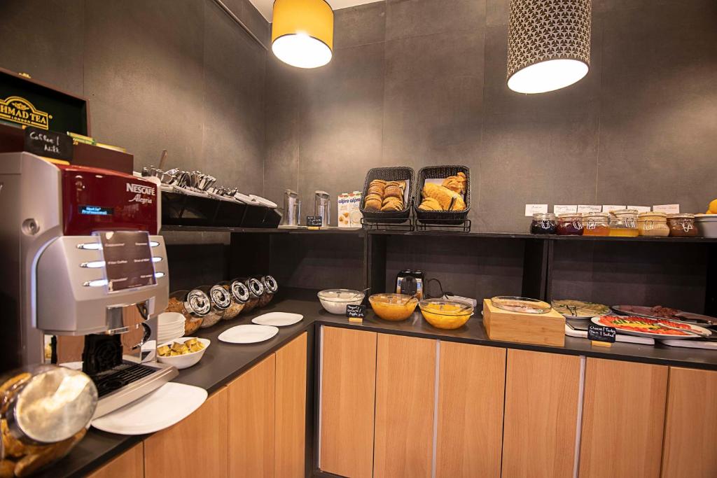 FALIREON HOTEL - Resim 20