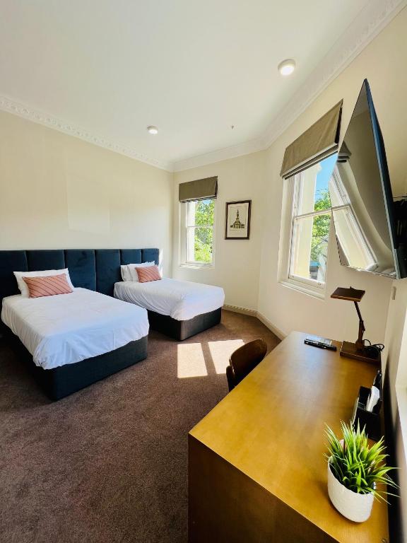 Clarendon Hotel - Resim 18