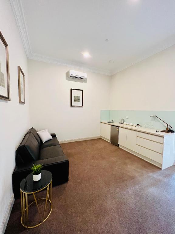 Clarendon Hotel - Resim 19