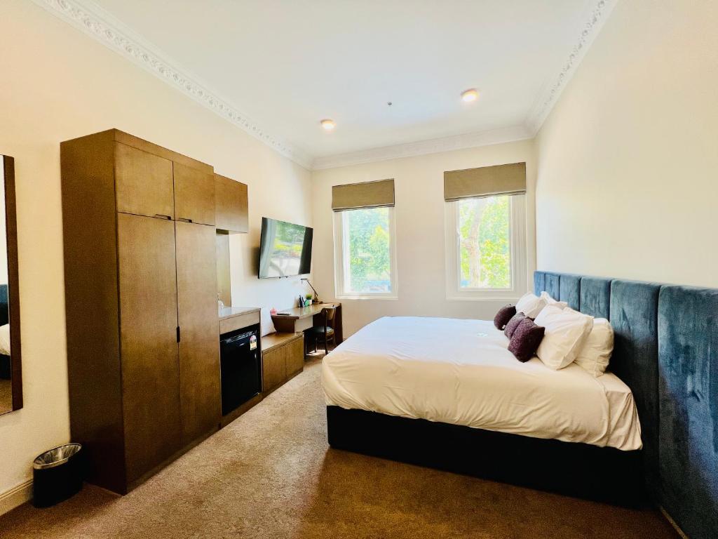 Clarendon Hotel - Resim 31