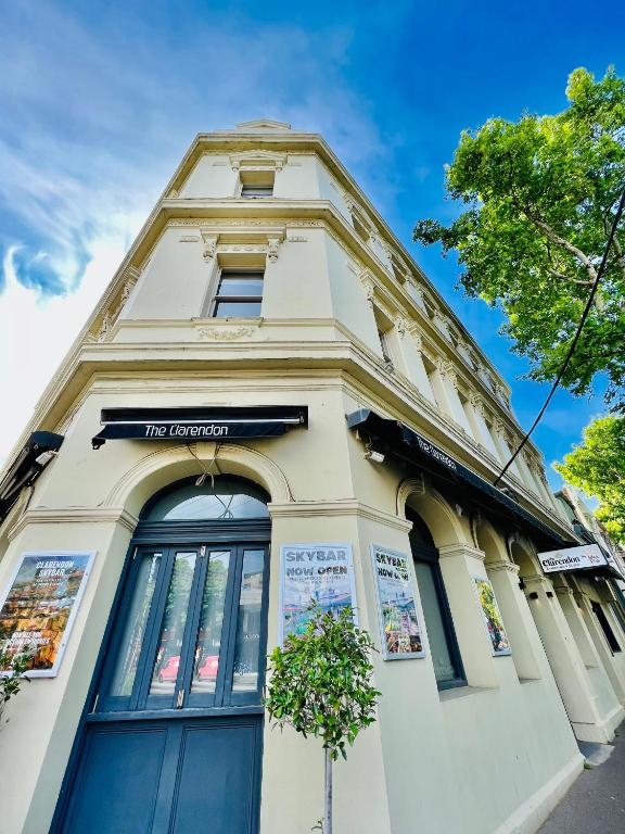 Clarendon Hotel - Resim 17