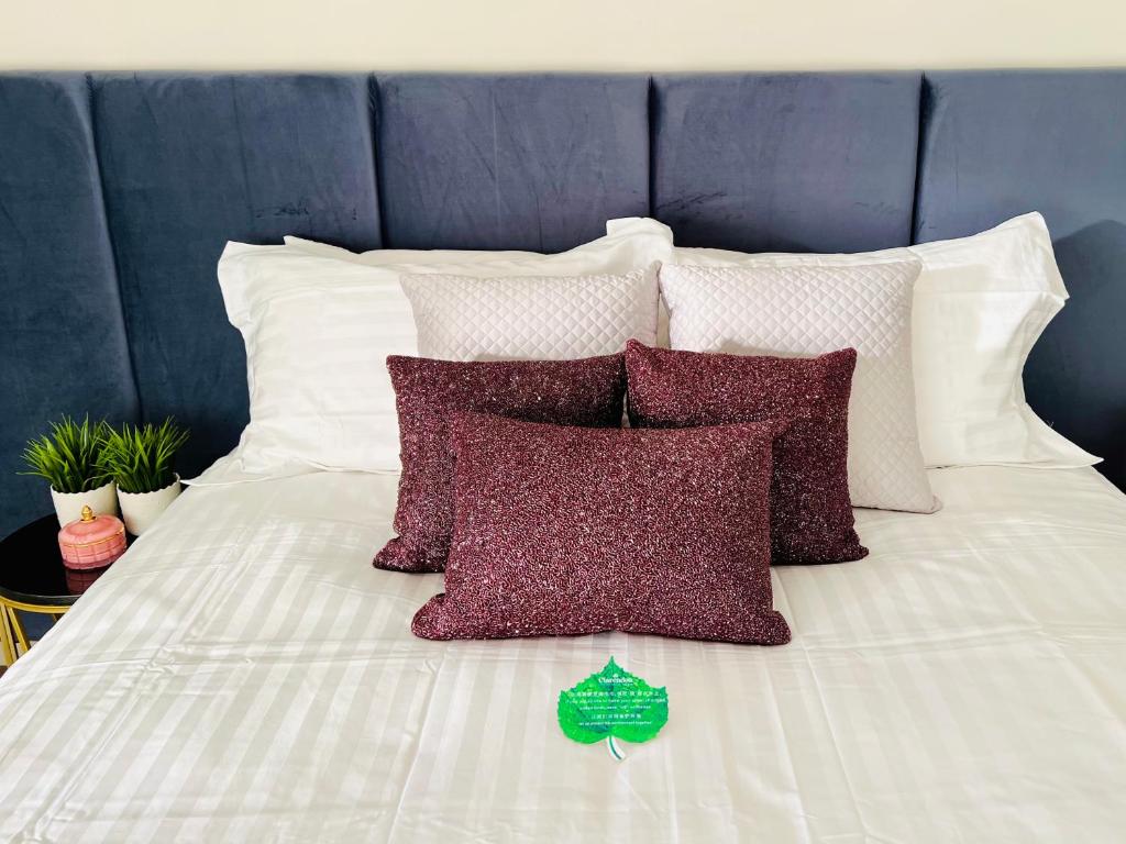 Clarendon Hotel - Resim 45