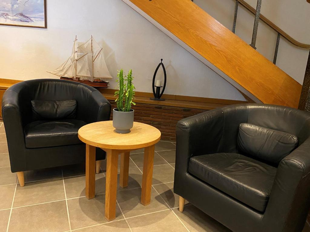 Posezení v ubytování Adels Hotel