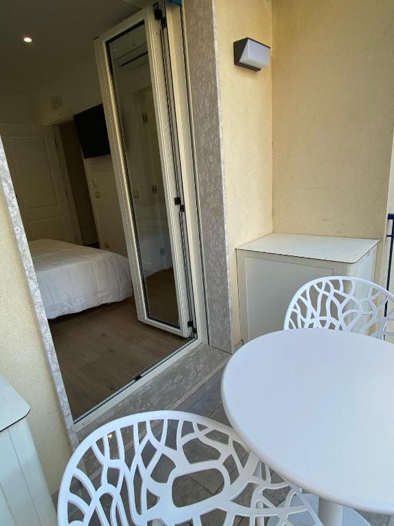Postel nebo postele na pokoji v ubytování B&B MoMi Sorrento