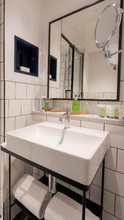 The Wesley Camden Town - Resim 20