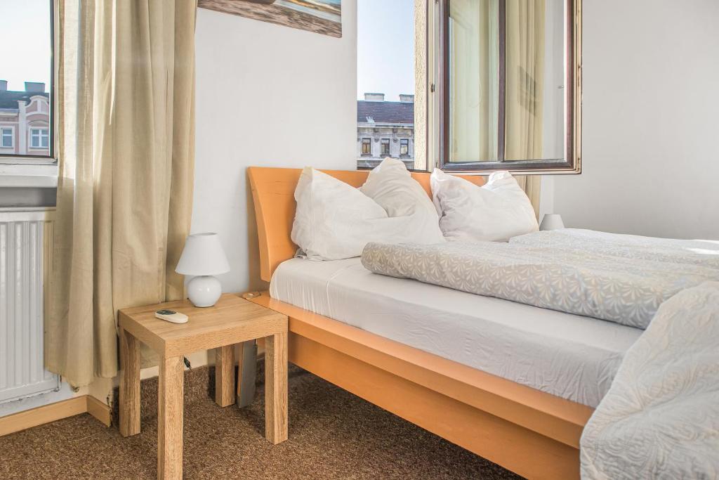 Fotografia z galérie ubytovania Superb 2BR Apt. Very Spacious near Millenium Tower vo Viedni