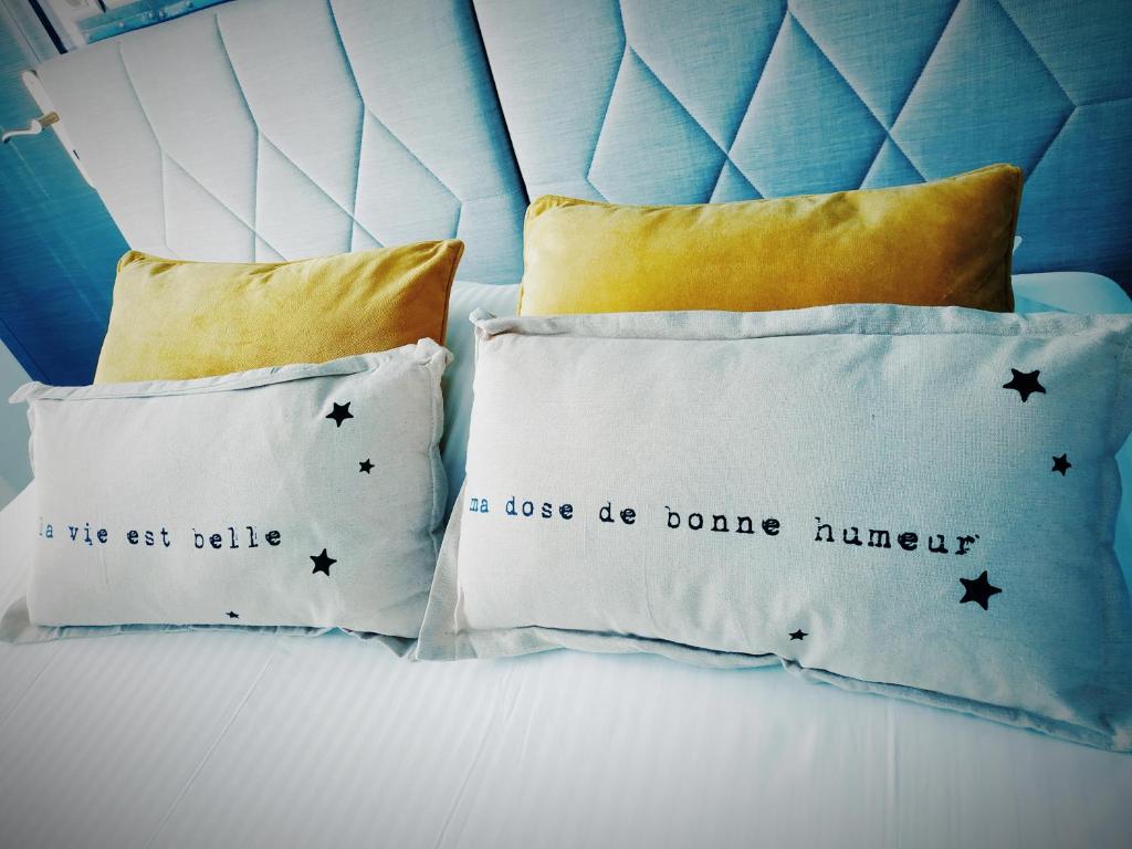 Posteľ alebo postele v izbe v ubytovaní Hipster suites - Chez Axelle -