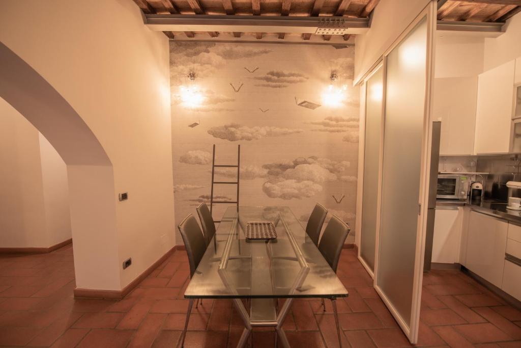 Kuchnia lub aneks kuchenny w obiekcie Anna Trevi 52 Luxury appartment