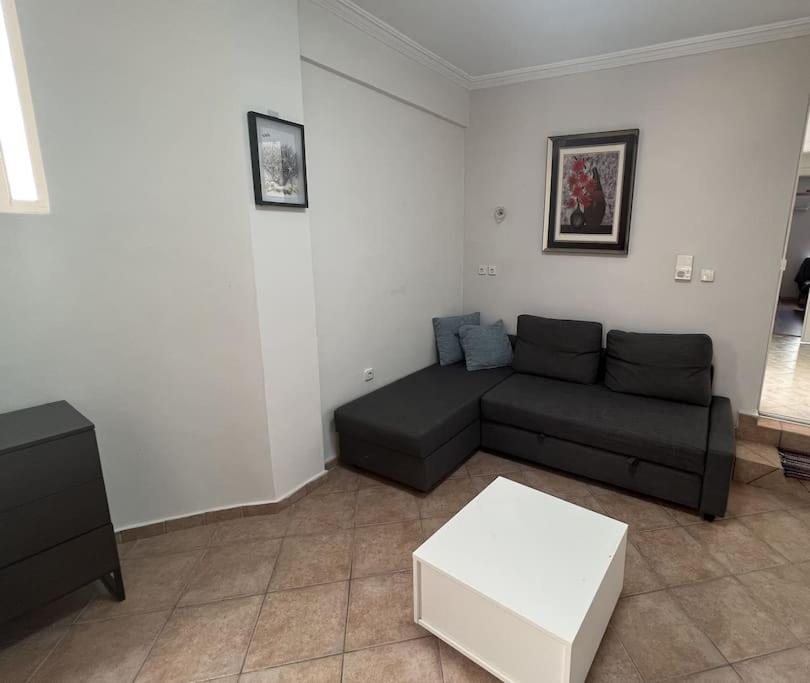 Fotografie z fotogalerie ubytování eva's villas 2室温馨庭院拥有私家停车位 v destinaci Glyka Nera