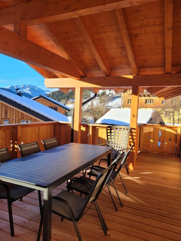 Balkón nebo terasa v ubytování Dachstein West Apartment T5