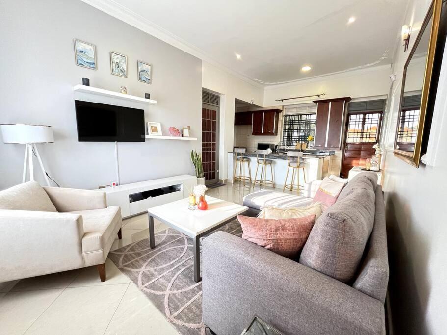 Shilo Space Emerald Apt.Free WiFi & Spring Db bed, Kampala (updated prices 2024)