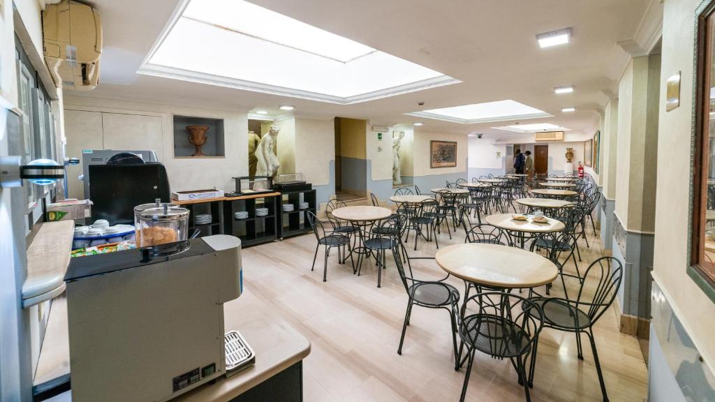 Hotel Center 2 - Resim 19