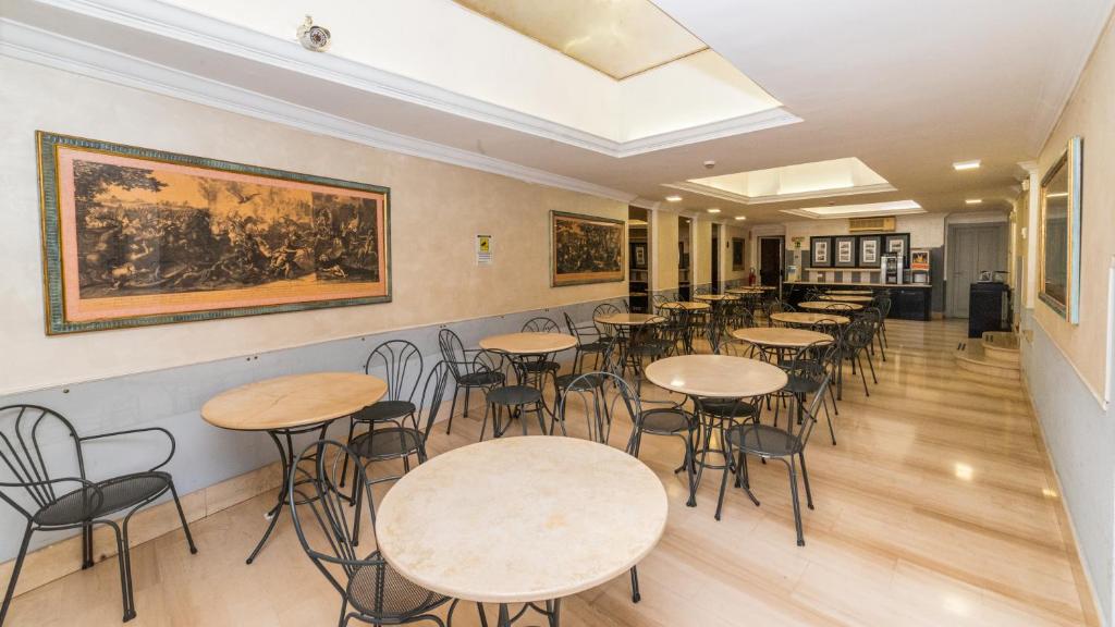 Hotel Center 2 - Resim 21