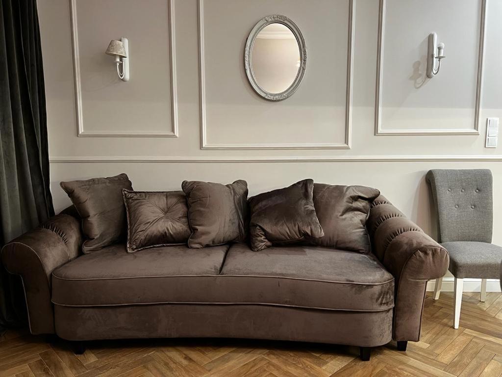 Family & Business Sauna Apartments Sienkiewicza No1 Centrum Plac Lliteratów- 1 Bedroom with Private Sauna, Bath with Hydromassage, Parking - Appartement D'une Chambre Avec Sauna