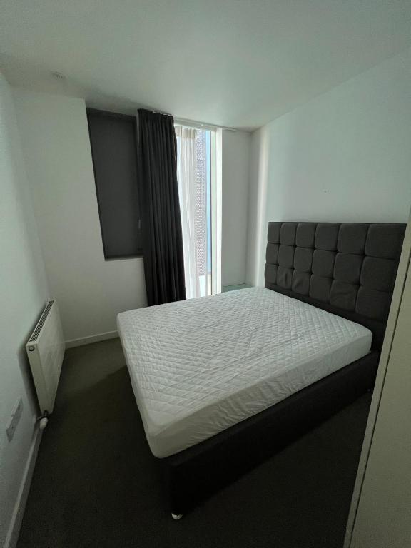 Studios, Apartments and Private Bedrooms with Shared Kitchen at Chapter Kings Cross in London - 