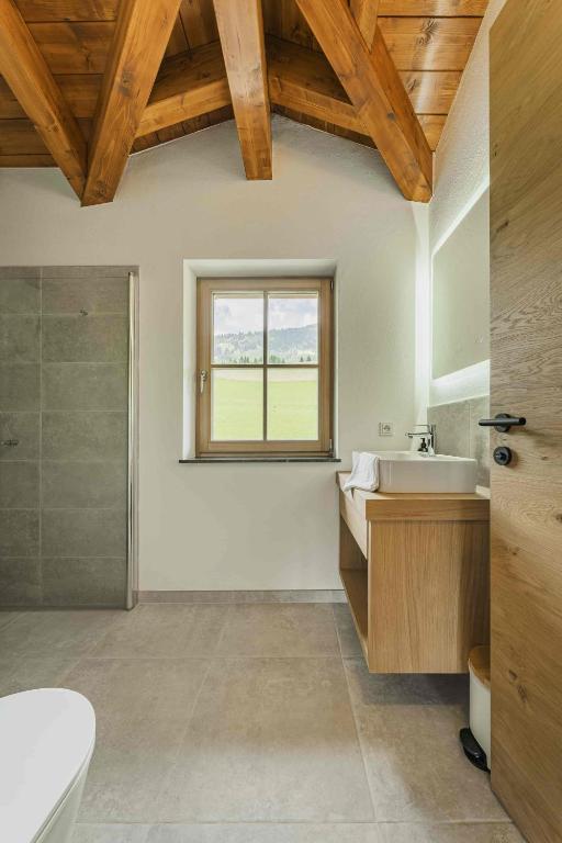 Koupelna v ubytování Dachstein West Apartment T4