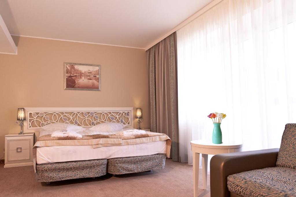 Noorus SPA Hotel - Family Room With Waterpark And Spa Access