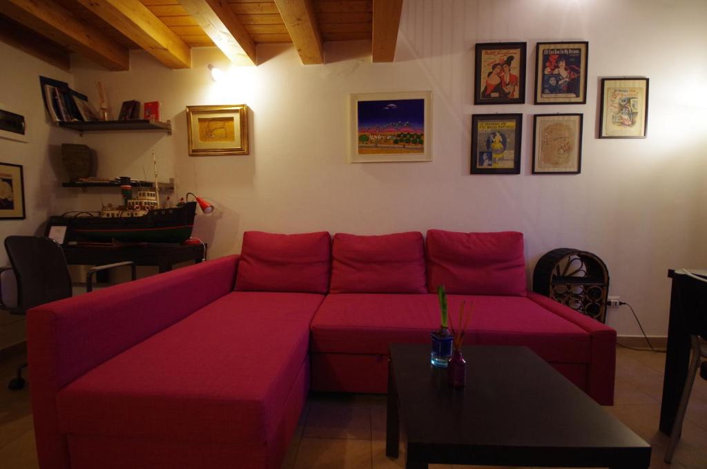 A seating area at Piazzetta Santa Barbara