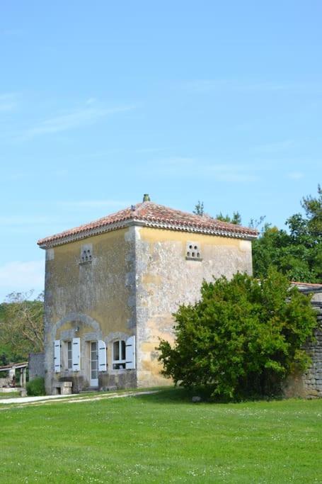 Logis de Bournet - Maison De Deux Chambres