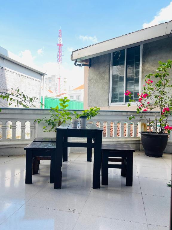 Ban công/sân hiên tại Eva Homestay
