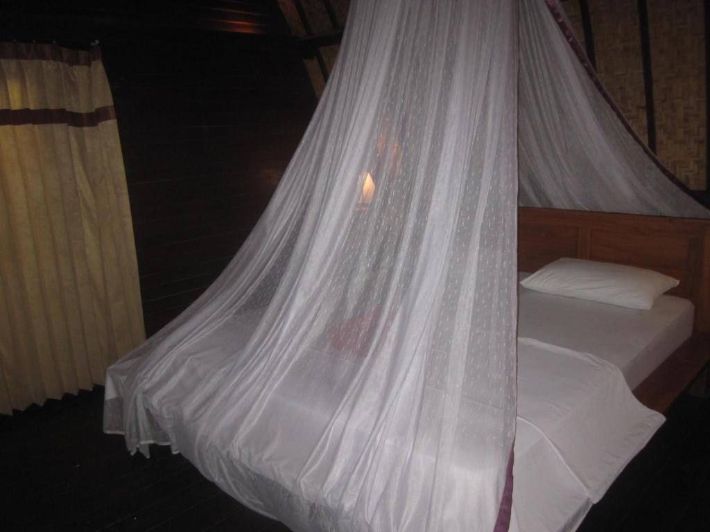 Sandy Beach Bungalows - 15