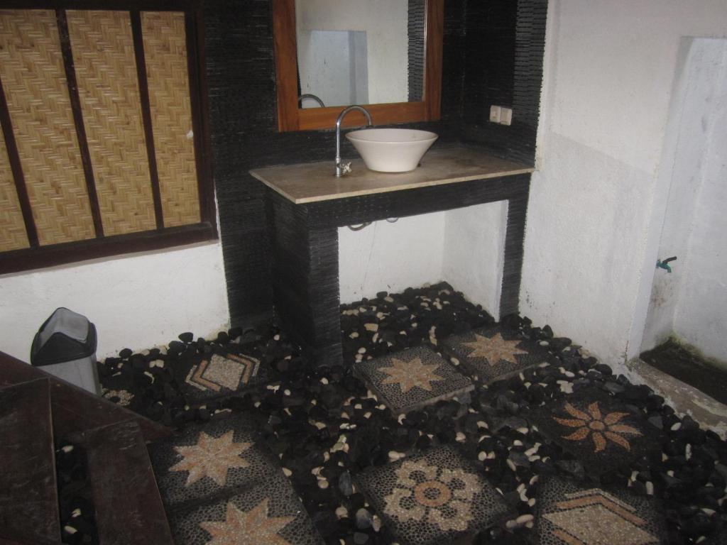 Sandy Beach Bungalows - 12