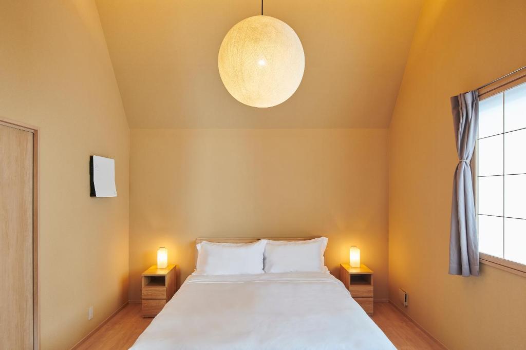 Reikyo Garden Osaka - Superior King Room