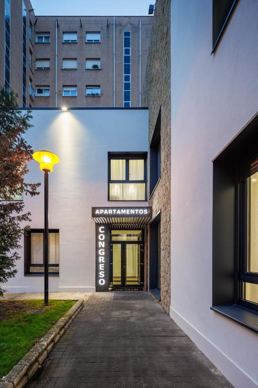 Apartamentos Congreso, Parking gratuito, Logroño – Updated ...