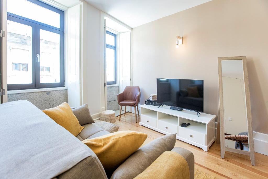 Cosy Flat Near Douro