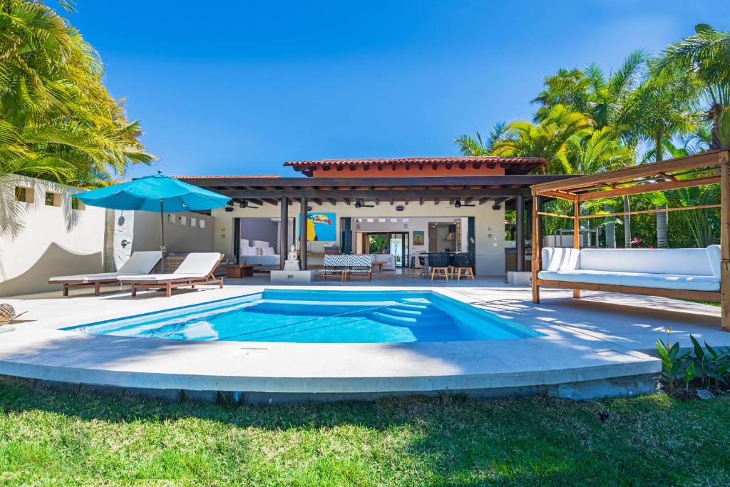 Villa Alfaro