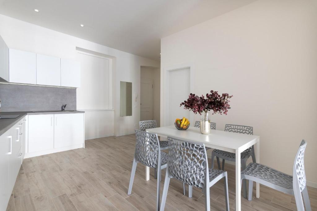 Kinsky Garden Apartments and Suites by Dwellfort - Resim 43