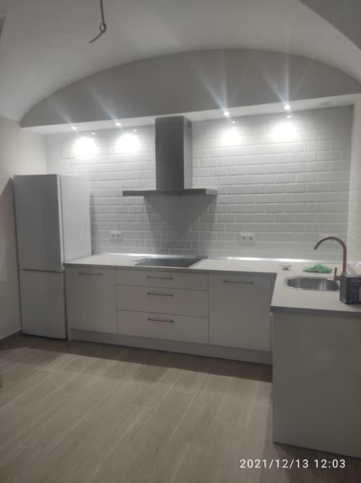 Kuchyň nebo kuchyňský kout v ubytování Bonita y amplia casa con patio, en centro ciudad