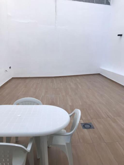 Fotografie z fotogalerie ubytování Bonita y amplia casa con patio, en centro ciudad v destinaci Merida