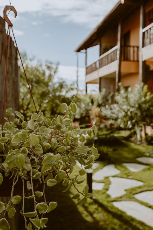 Jardín al aire libre en Pousada Lua Clara