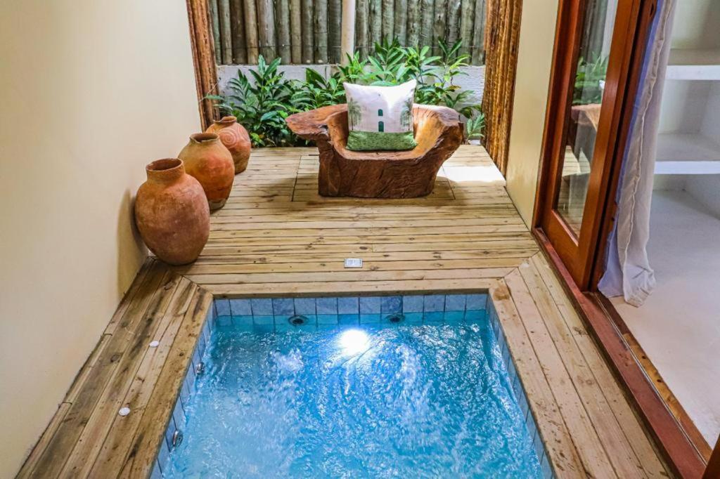 Bazén v ubytování Suites Taipe nebo v jeho okolí